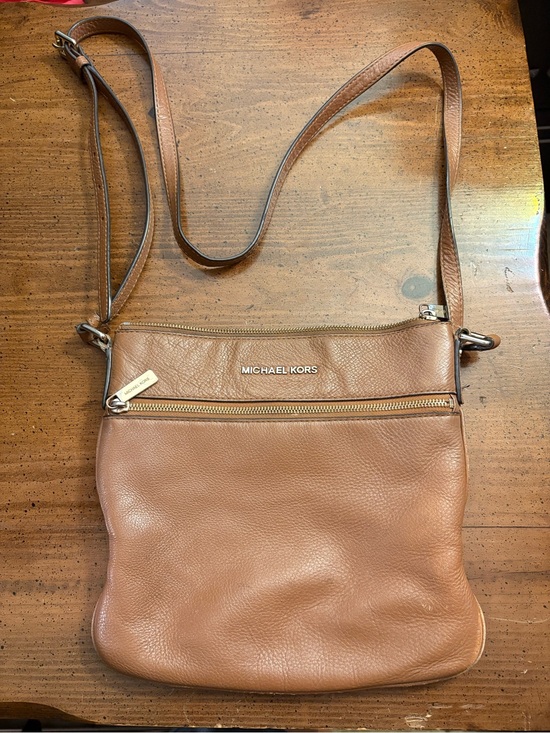 Michael Kors Handbags - Michael Kors Brown Leather Crossbody Bag (NEEDS CLEANING INSIDE)